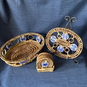 Seven Piece NWOT Blue Crab 🦀 Serving Set